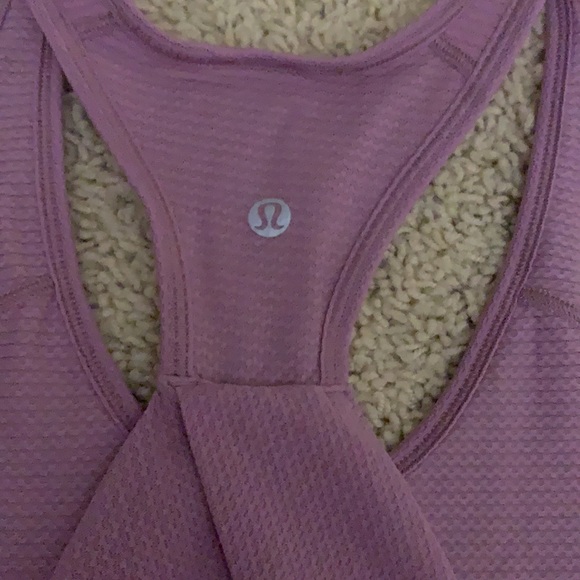 Lululemon workout top - Picture 3 of 3
